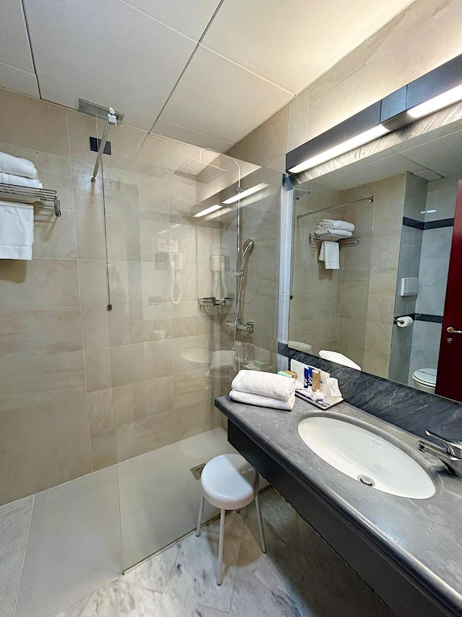Ih Hotels Milano Blu Visconti Trezzano sul Naviglio Exterior foto