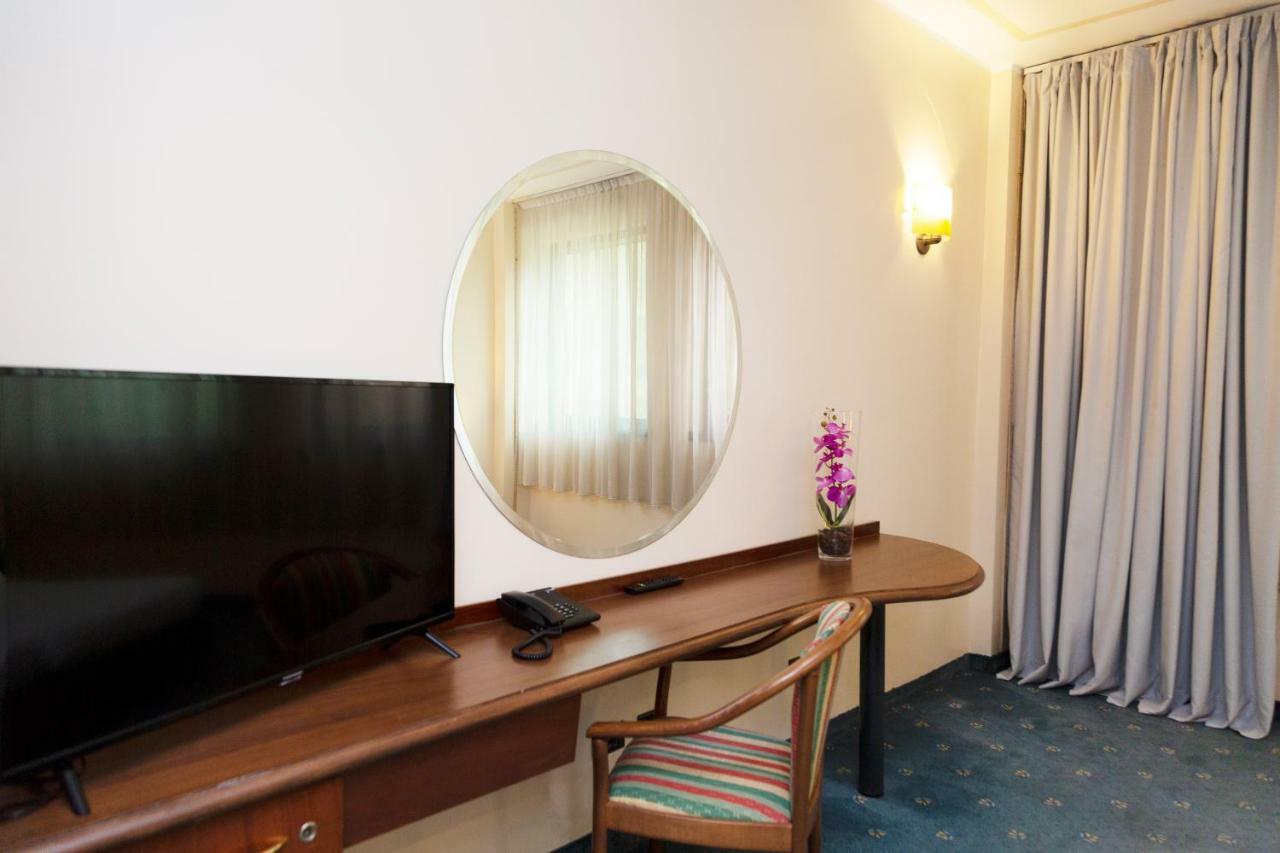 Ih Hotels Milano Blu Visconti Trezzano sul Naviglio Exterior foto