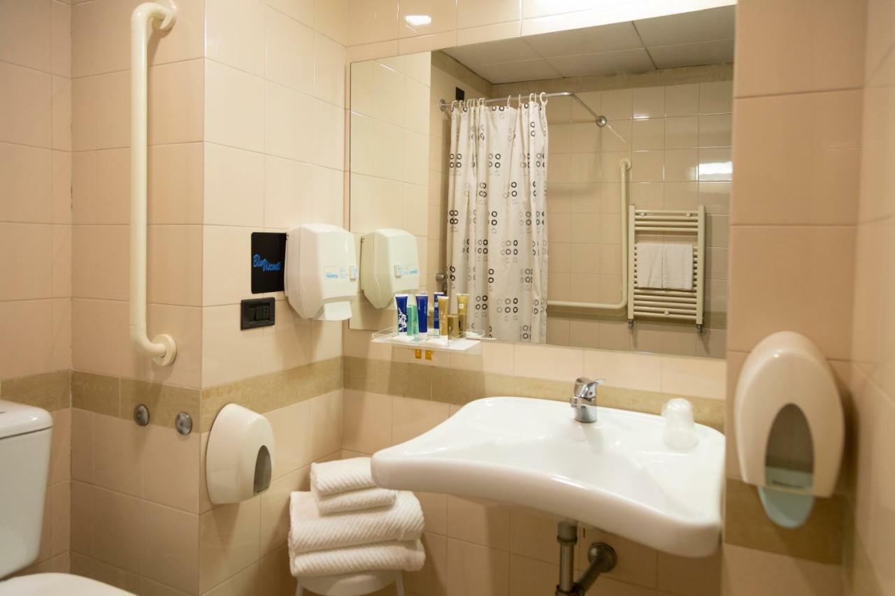 Ih Hotels Milano Blu Visconti Trezzano sul Naviglio Exterior foto